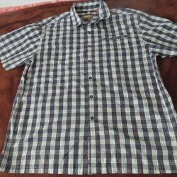 Howler Bros XL white blue Plaid Casual Short Sleeve Button Up Shirt Poly/cotton