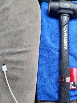 Husky 4 lb engineer hammer new