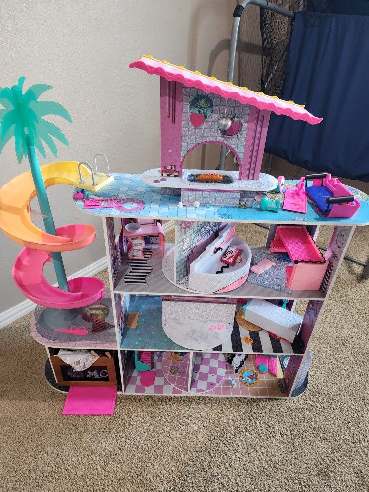 LOL Surprise OMG Dollhouse