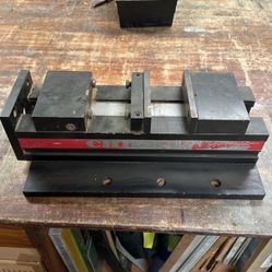 Chick Vise