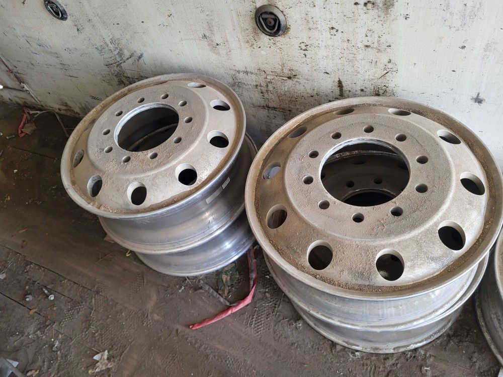 semi truck rims (4)