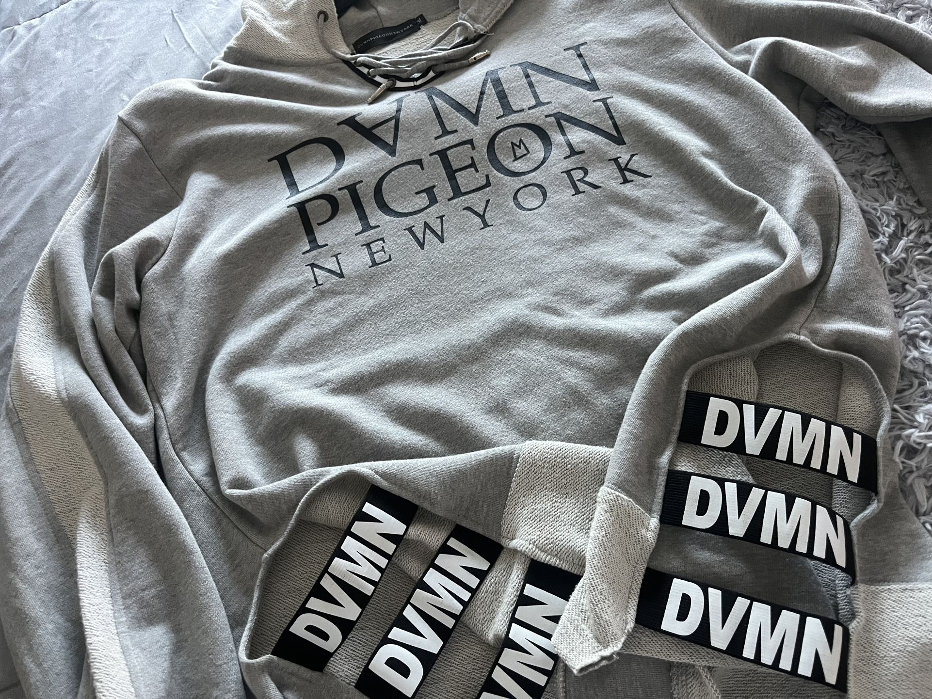 Xl DAMN PIGEON Brand NYC Men’s Hoodie New! Perth Amboy Nj 08861