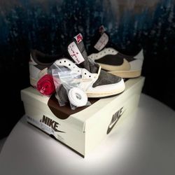 Travis Scott Shoes