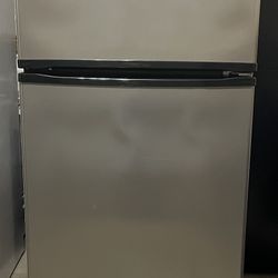 Whirlpool Fridge Refrigerator 