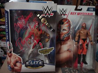 WWE Legends Elite Series 32 Flashback Rey Mysterio Signed Wrestling Action Figure With Cruiserweight Belt & Basic Series 99 Lot WCW Rare.