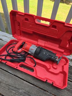Milwaukee Super Sawzall Heavy Duty 6521-21 Reciprocating Saw in Case