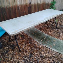 8' folding table