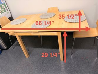 Adjustable Table with 5 chairs