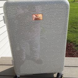 Bebe Hard Case Standard Size Luggage