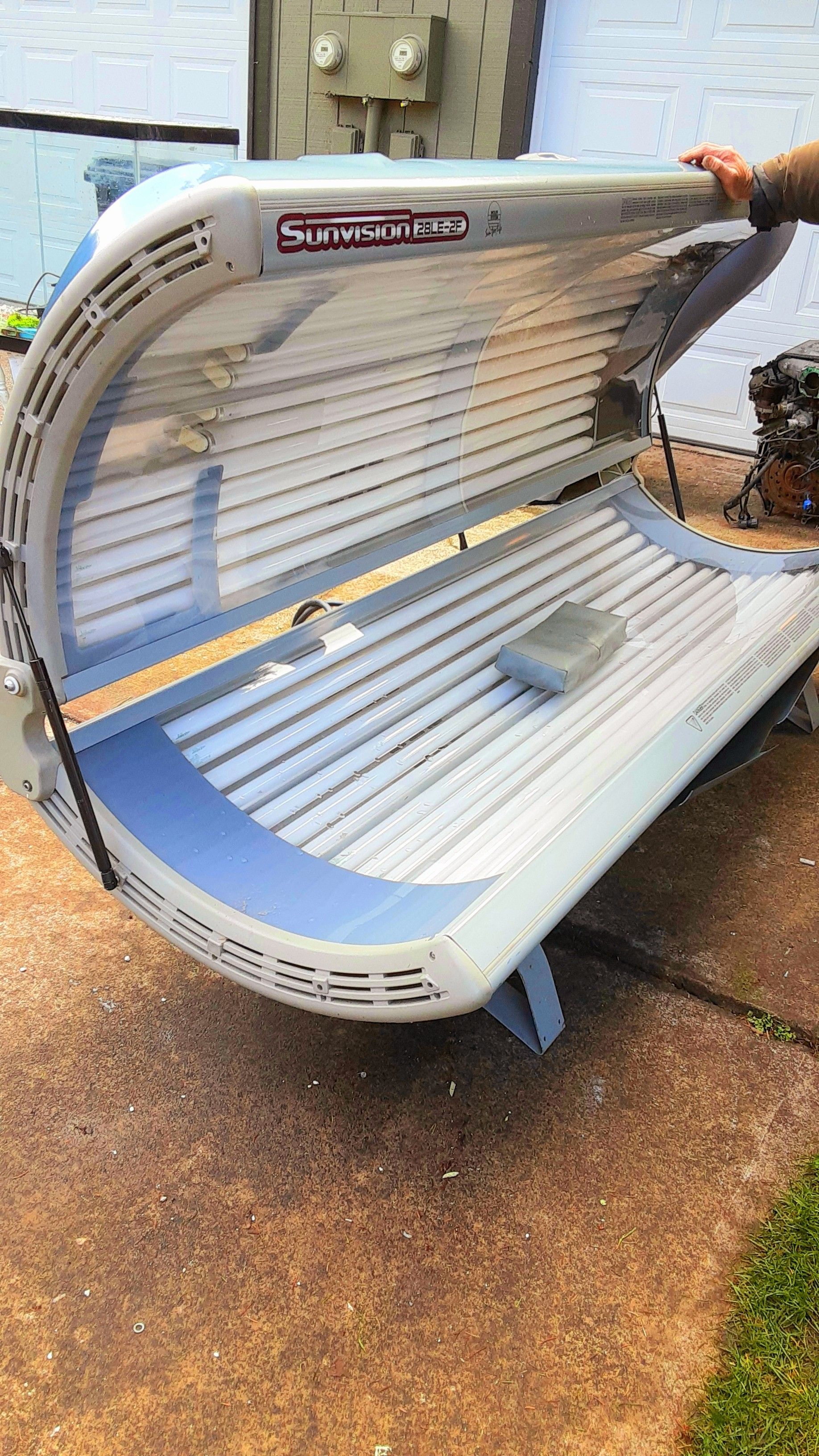 SunVision 28LE2F for Sale in WA OfferUp