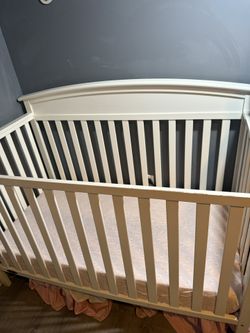 Nursery Crib 