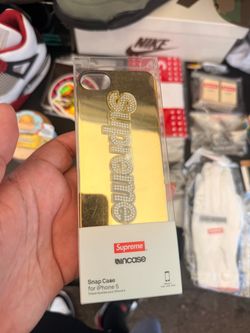 Supreme x Incase iPhone 5 Snap Case Gold