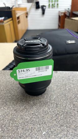 Nikon DX VR AF-S Nikkor 55-200mm ED Lense
