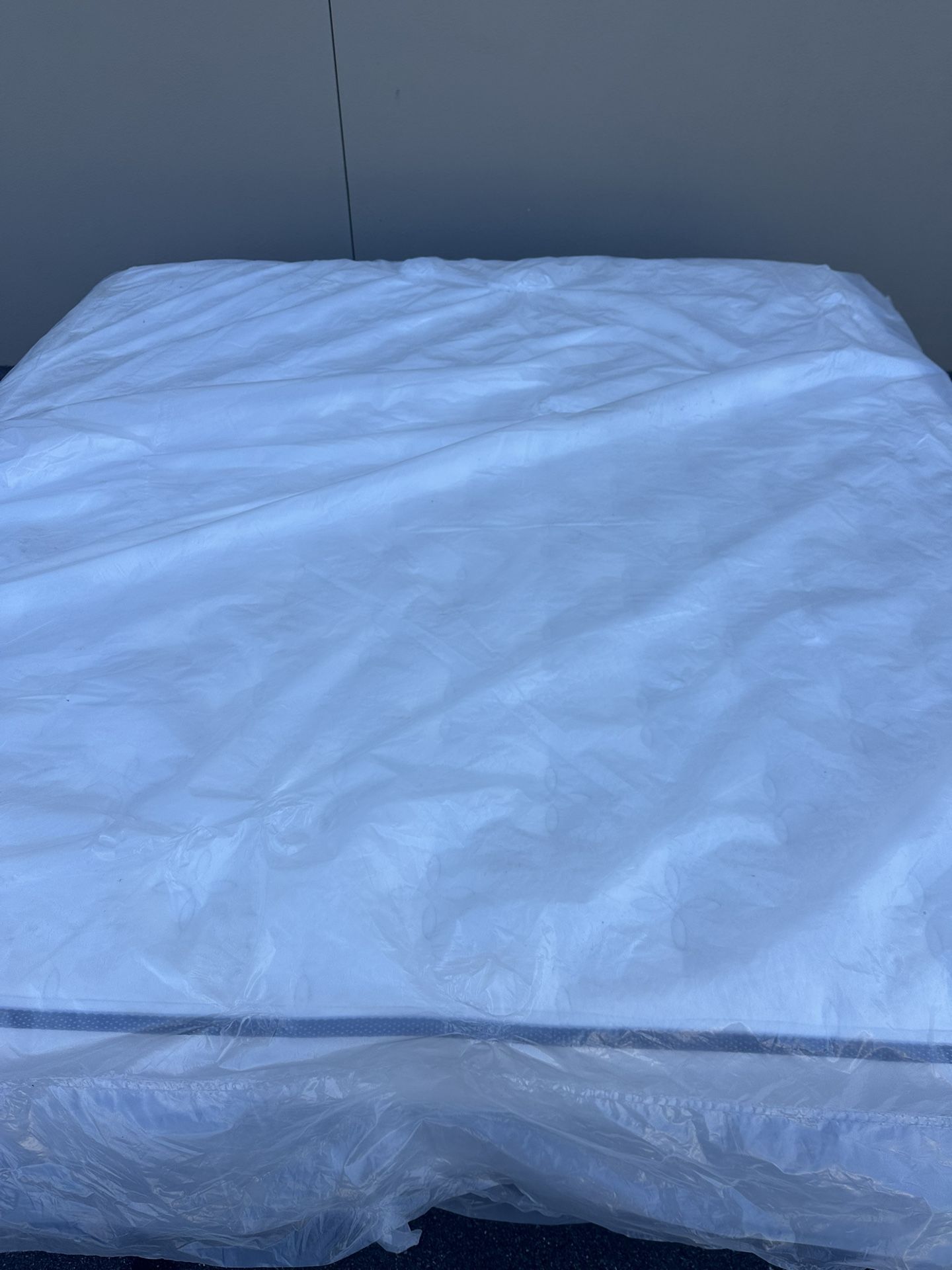 King Mattress, box springs and delivery 