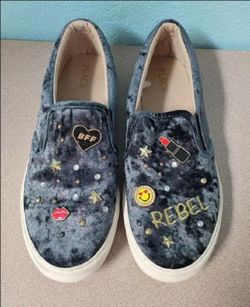 The Childrens Place velvet slip on  dark grey shoes embellishments Sz 6 BIG GIRL