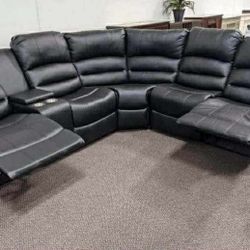 New Power Recliner Sectional Couch / Free Delivery 