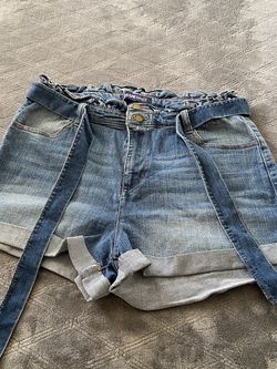 Denim Light Blue Jean With Belt 🦋