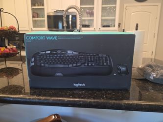 Logitech Comfort Wave Keyboard