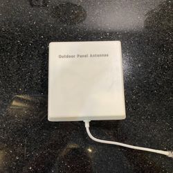 Outdoor Panel Antenna 7x7” Waterproof Gain 7/9 dBi with QMA Male Connector