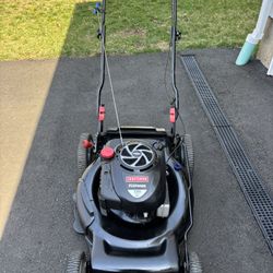 Nice Craftsman 22” Push Lawn Mower, RUNS FLAWLESS, LOCAL DELIVERY AVAILABLE!