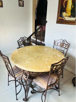Mesa de comedor mármol