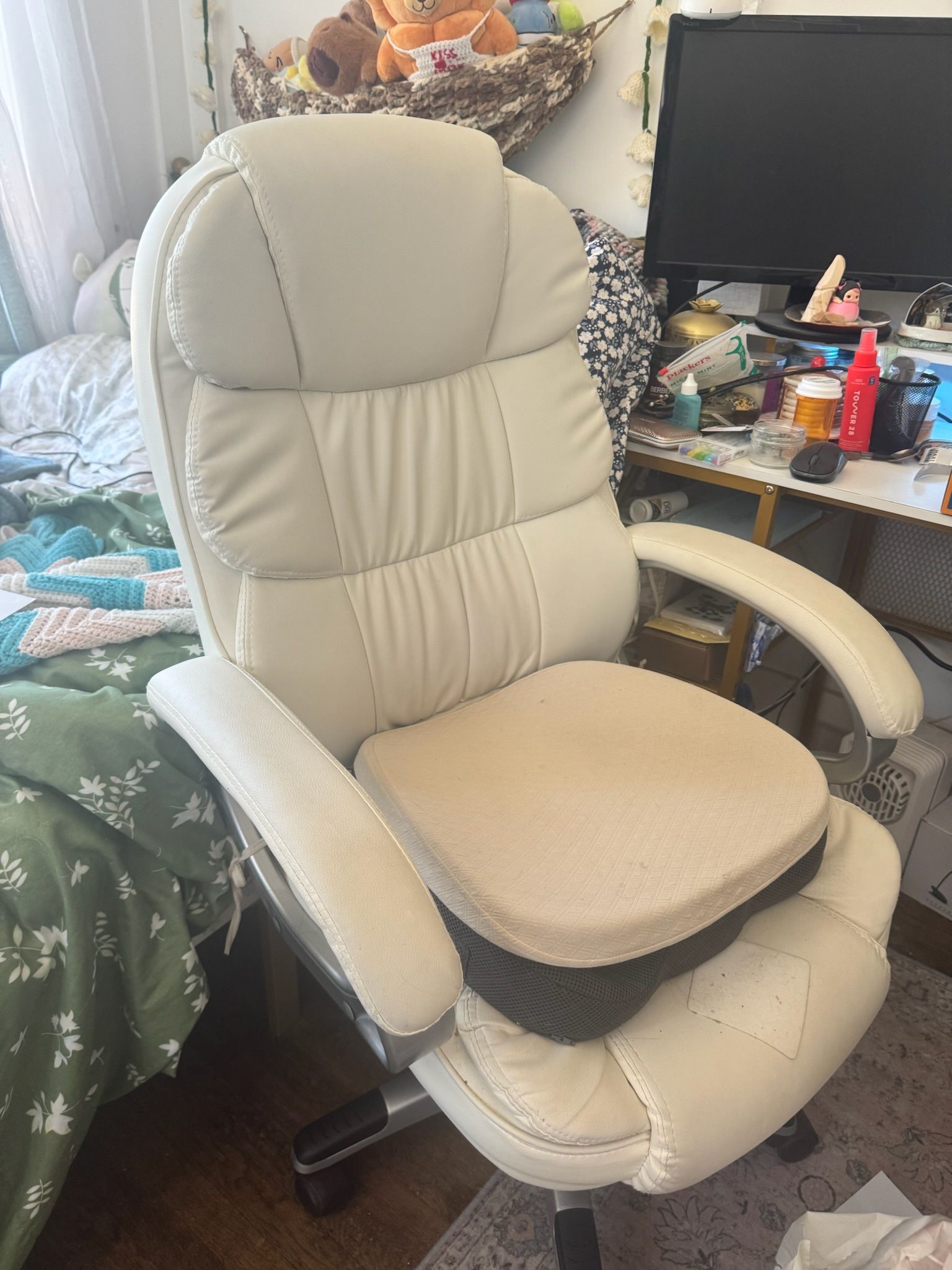 White Office Chair 