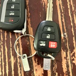 Toyota keys corolla and Tacoma or Sienna negotiable 