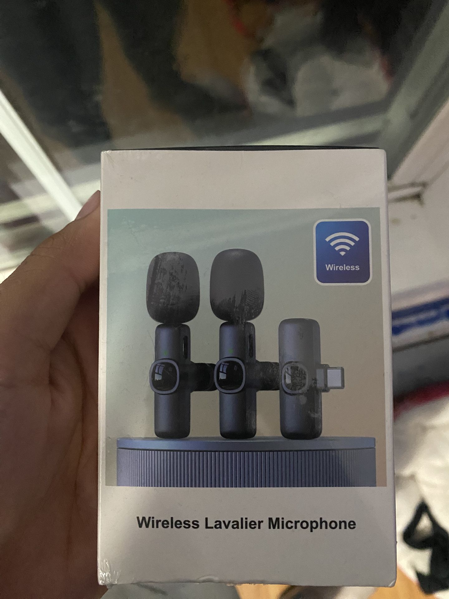 Microphone