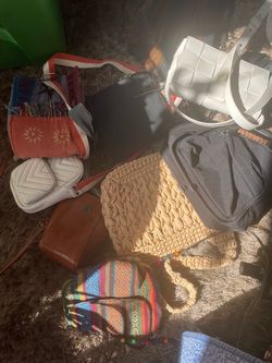 Bundle of purses