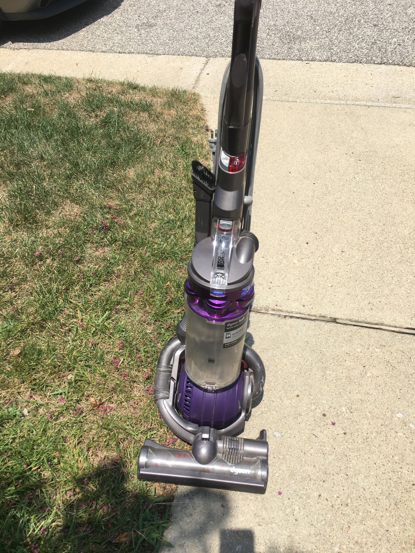 $400 Dyson Ball Vacuum for $45
