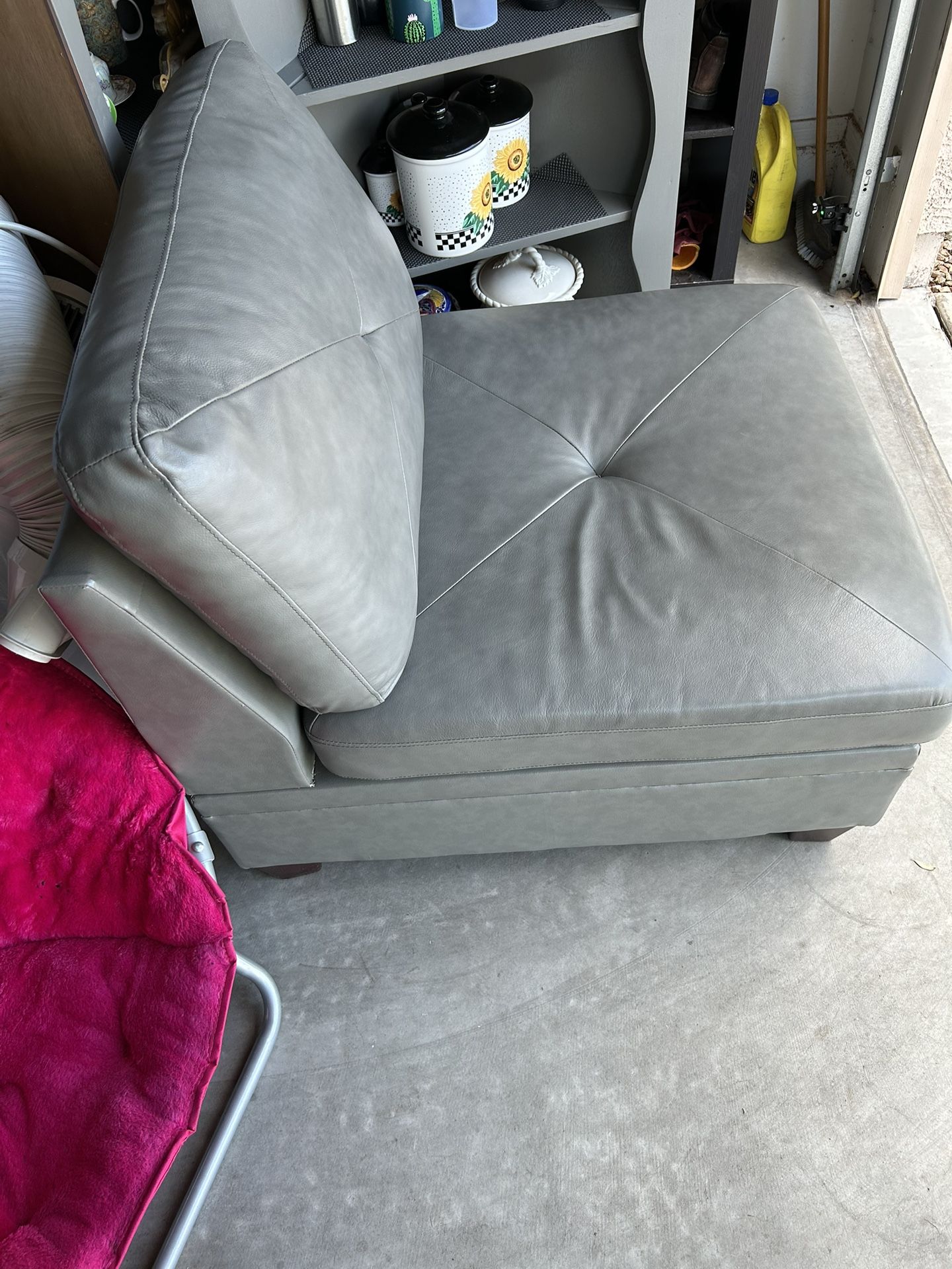 Sofa Muy Cómodo En Buenas Condiciones