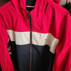 Tommie Coat