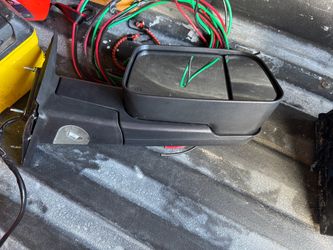 RAM 2016 passenger towing mirror