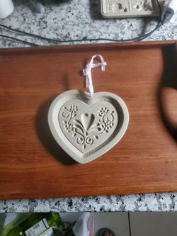 Heart-shaped Cookie Mold Stoneware