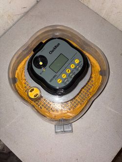 Incubator for hatching eggs