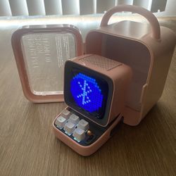 Divoom Ditoo - Bluetooth Speaker With Pixel art 