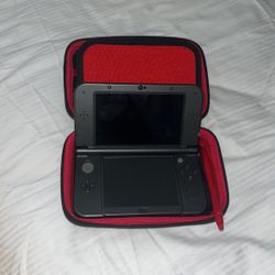 Nintendo 3DS Comes With 4 Games Case And A Pen