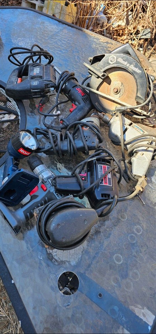 TOOLS ALL FOR 60 WORK PERFECTLY
