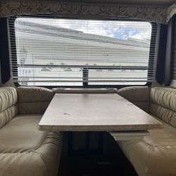 2011 RV Concord By coachmen 