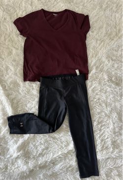 Old Navy Tee & Under Armour Leggings Bundle
