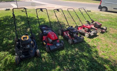 Lot of 5 lawnmowers toro craftsman troy-bilt ( Not Running )