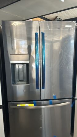 Black stylist French door Frigidaire refrigerator $1099 with warranty
