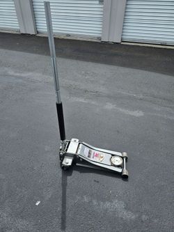 PITTSBURG HEAVY DUTY 3 TON JACK
