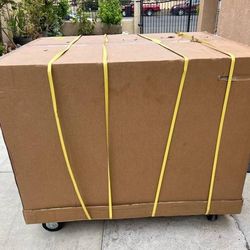 Westward rolling  cabinet tool box commercial brand new asking $900 