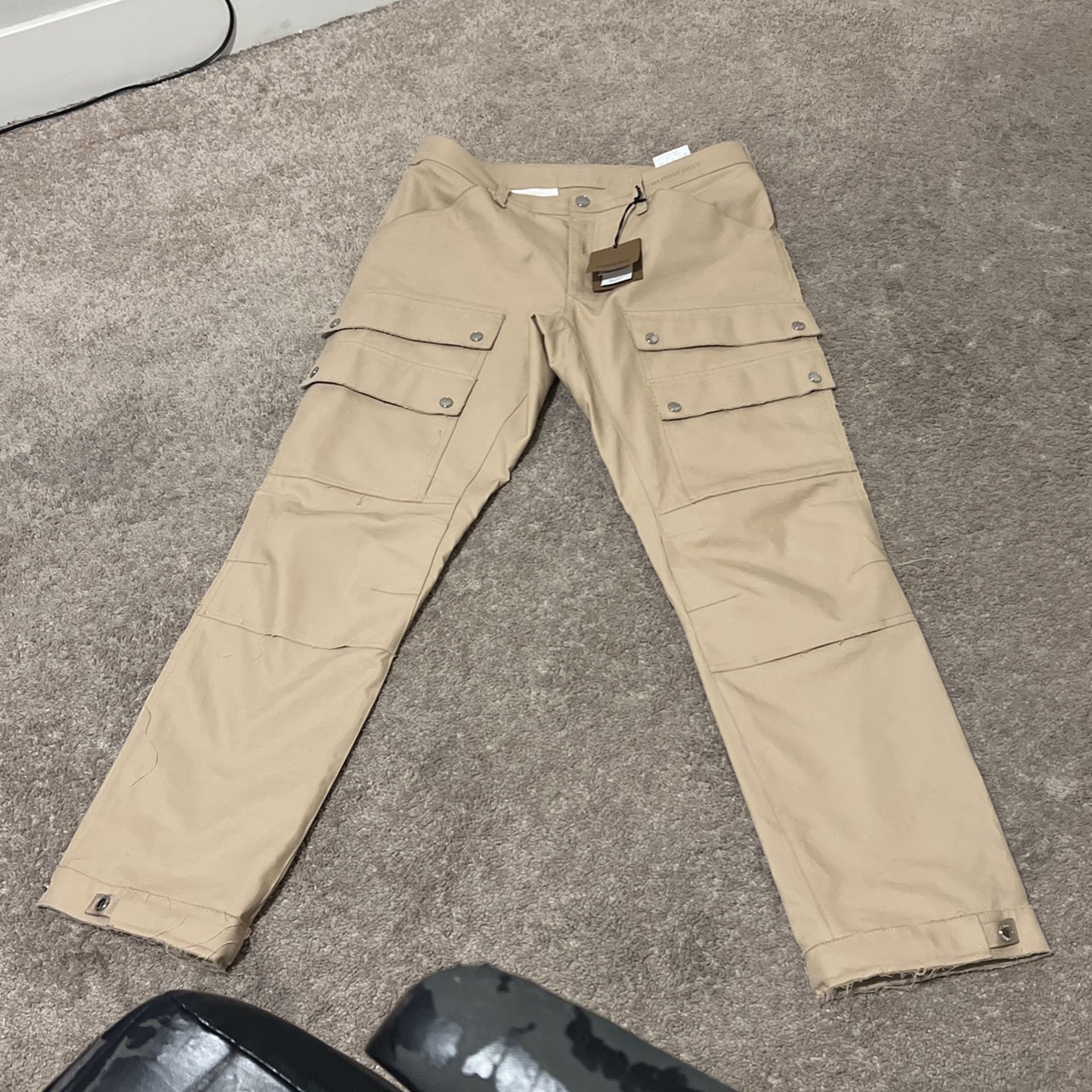 Burberry Pants 