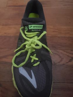 Women's Brooks pureflow P2 running shoes size 9.5