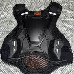 Icon Field Armour 3 Vest