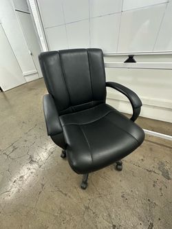 Computer chair