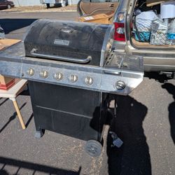 Nexgrill 6burner With Cooking Utensils 