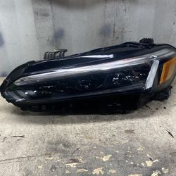 2022 2023 2024 Honda Civic Left Driver Side Headlight OEM